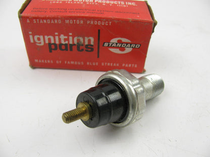 Standard Motor Products PS-18 Engine Oil Pressure Sender For Dash Light