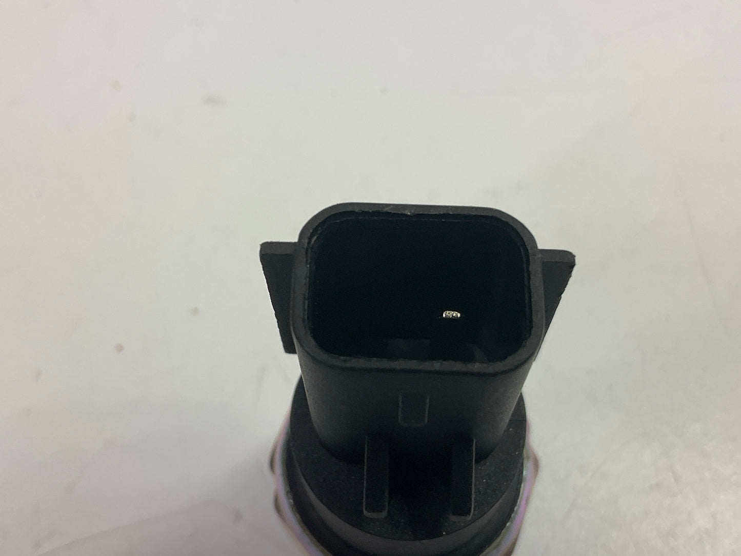Standard Motor Products PS404 Oil Pressure Sender Sensor Switch