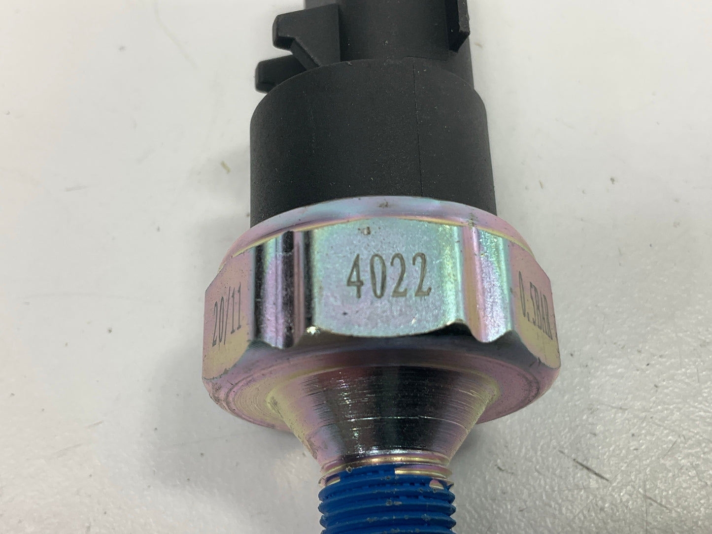 Standard Motor Products PS404 Oil Pressure Sender Sensor Switch