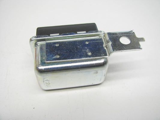 Standard RY105 A/C Compressor Control Relay - 4443901 5233162 6571 19894