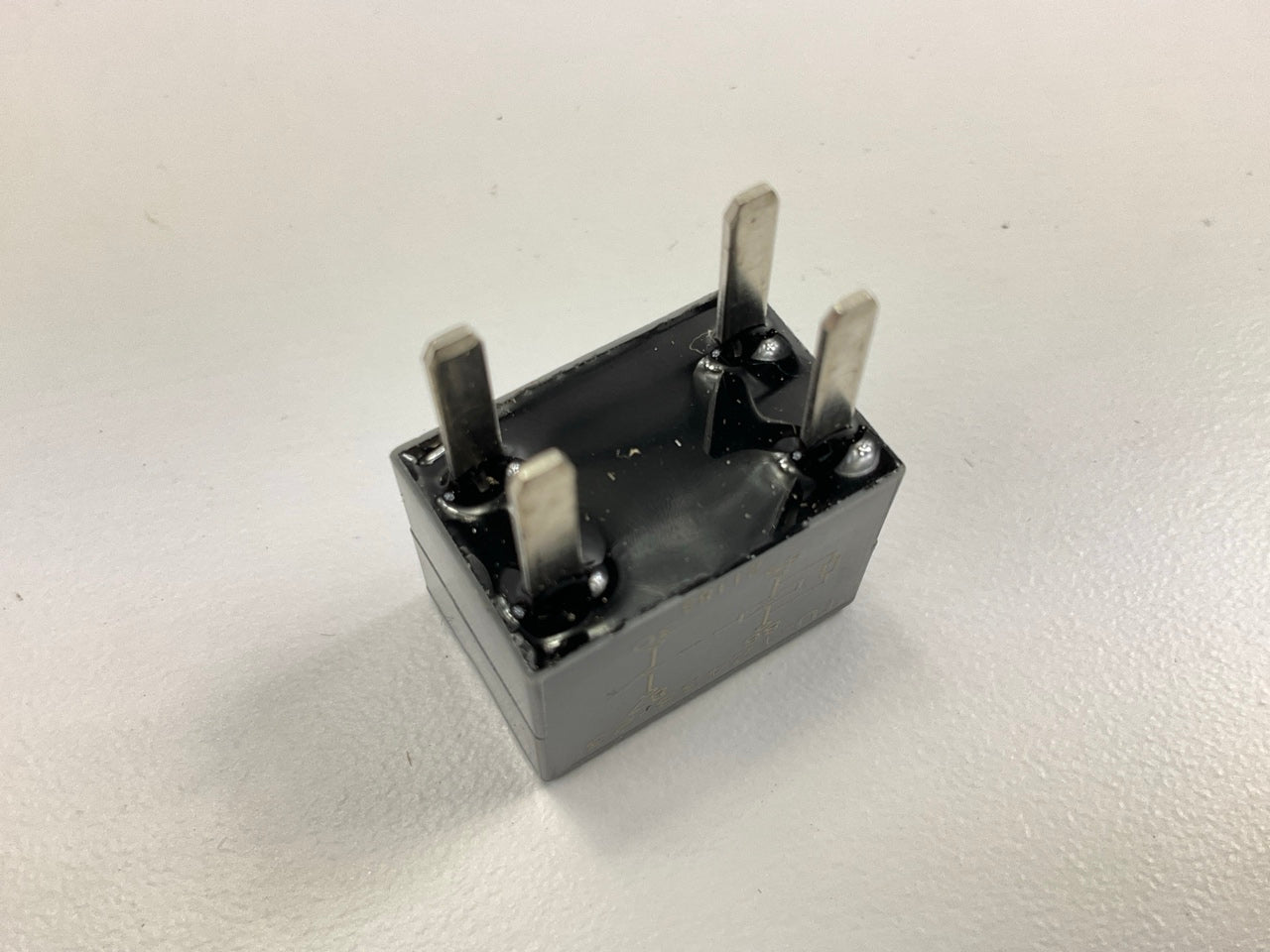 Standard RY517 Fuel Pump Relay