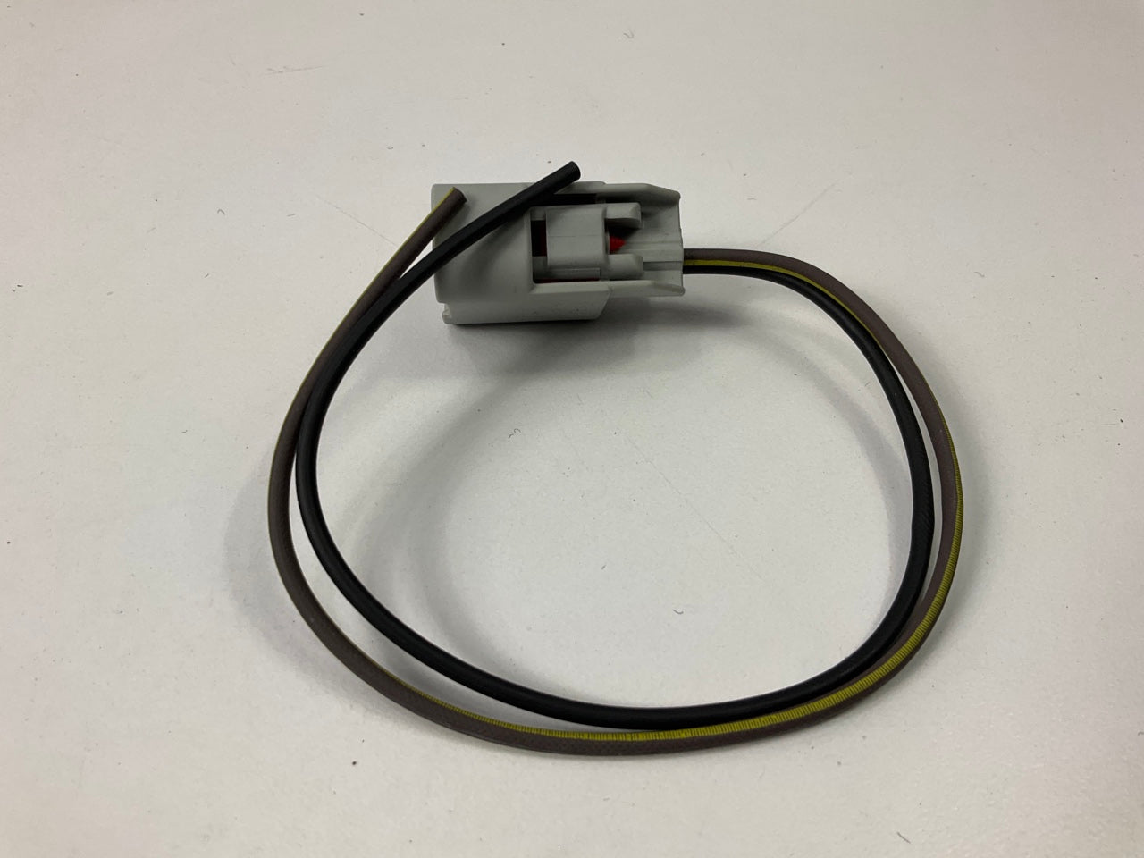 Standard S-911 Side Marker Light Lamp Wire Harness Socket Pigtail Connector