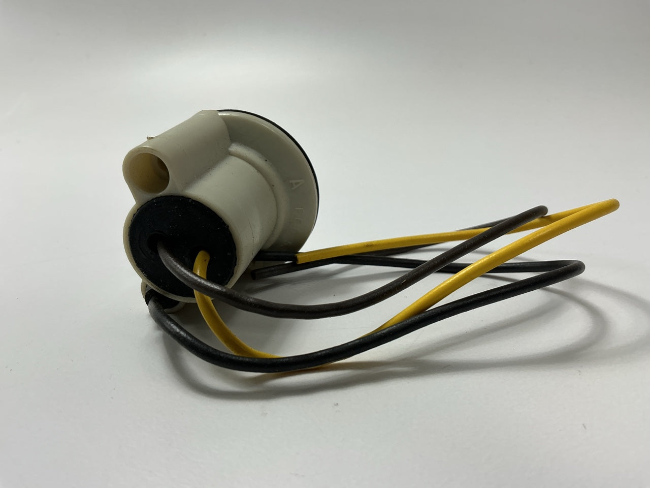 Standard S54 Parking Light Bulb Socket