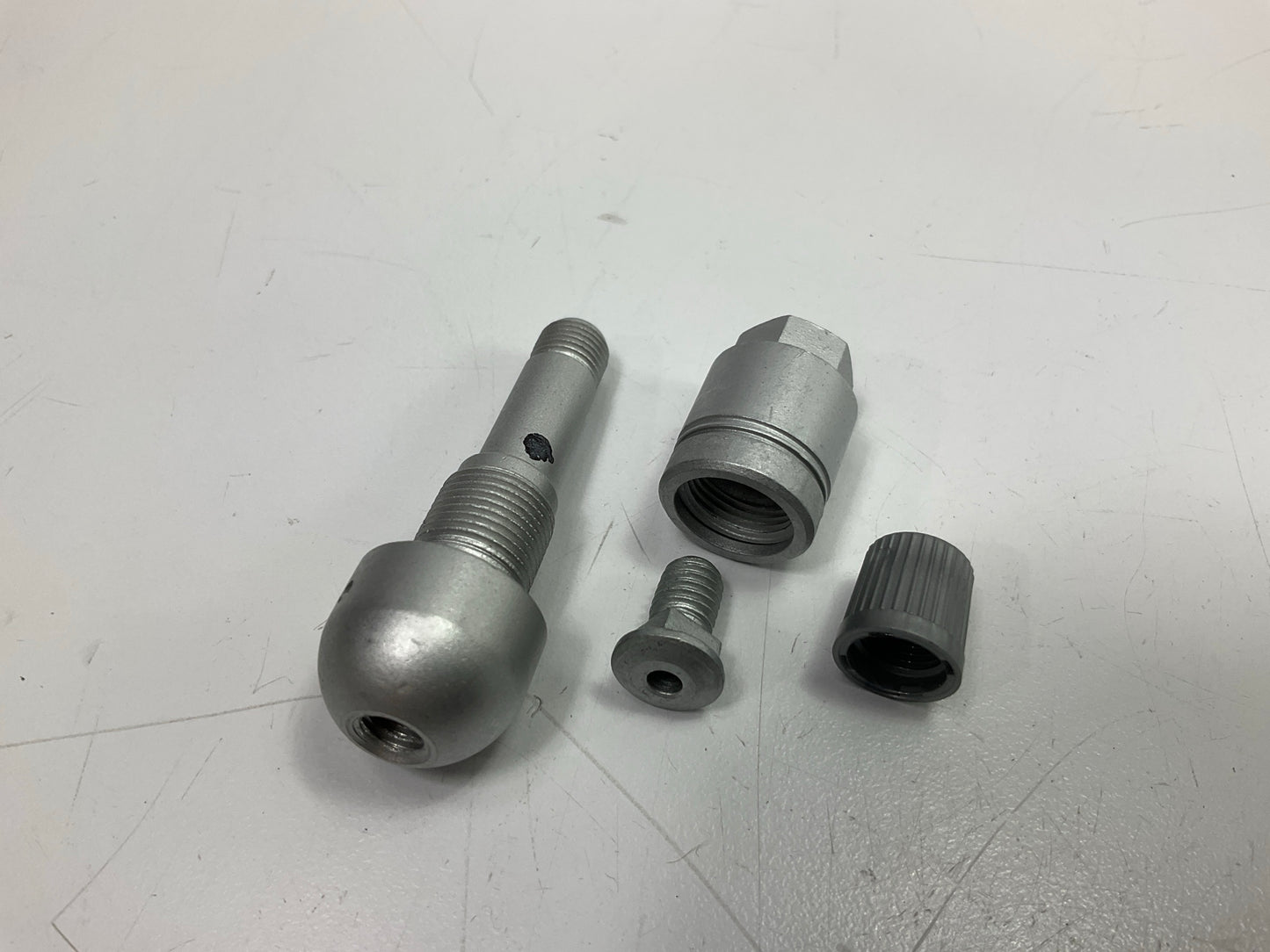 (4) Standard SE54540 TPMS Tire Pressure Monitor Sensor Service Kit