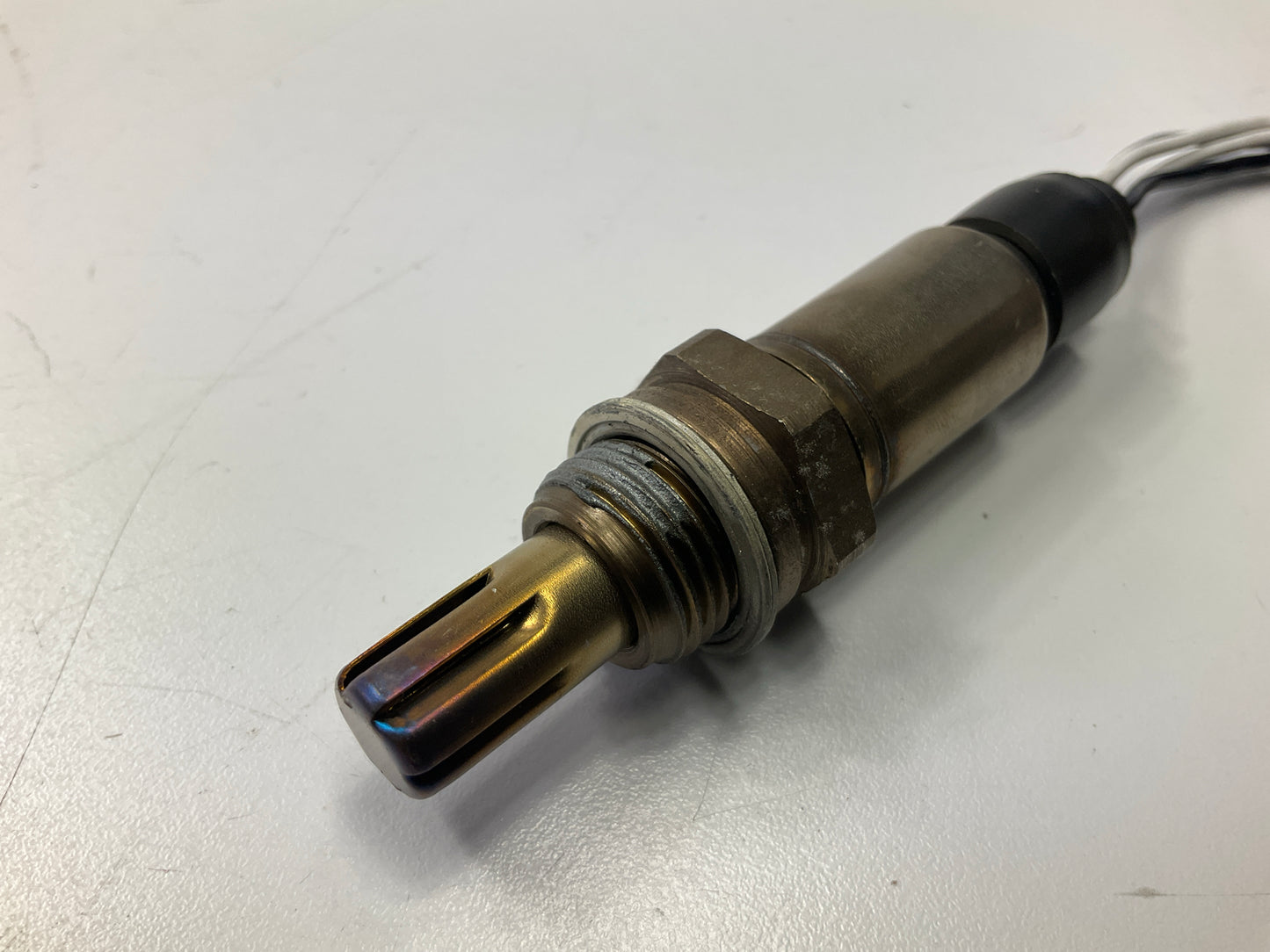 Standard Motor Products SG300 Oxygen O2 Sensor, UNIVERSAL, 4 Wire