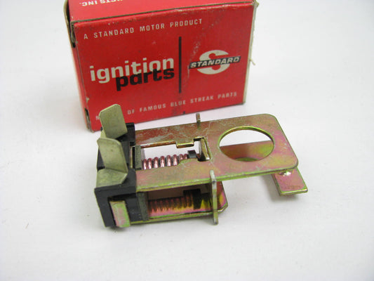 Standard Motor Products SLS-92 Brake Stop Light Lamp Switch
