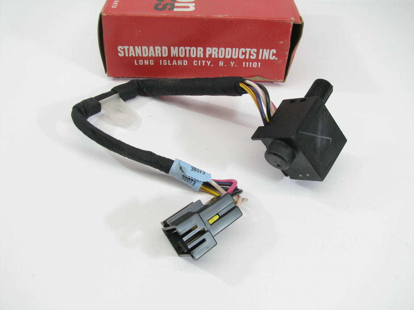 Standard SLS150 Brake Light Switch - 1S4994 5354413 CR4829 C873 S6057 SL792