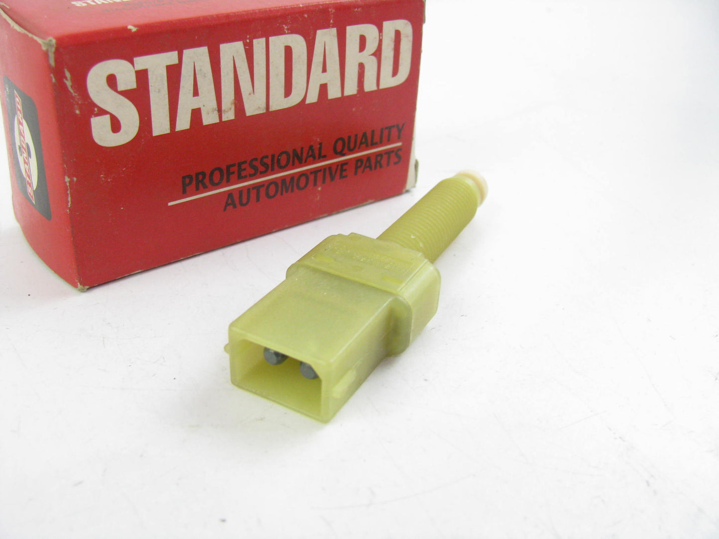 Standard Motor Products SLS192 - Brake Light Switch