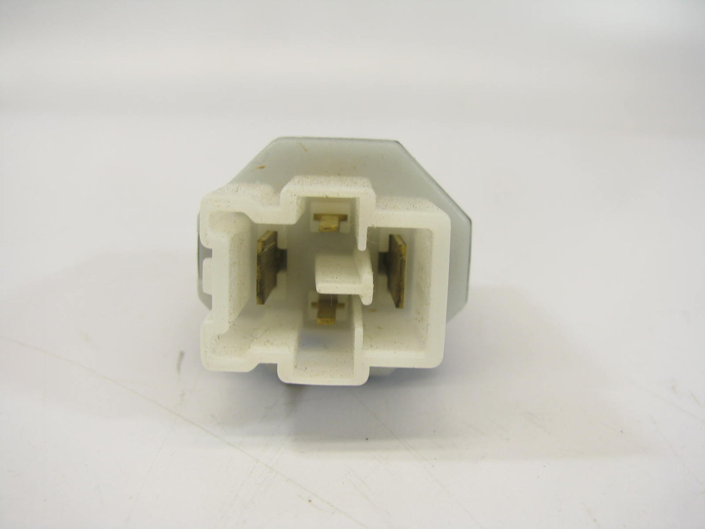 Standard SLS198 Brake Light Lamp Switch for 1993-1997 Ford Probe