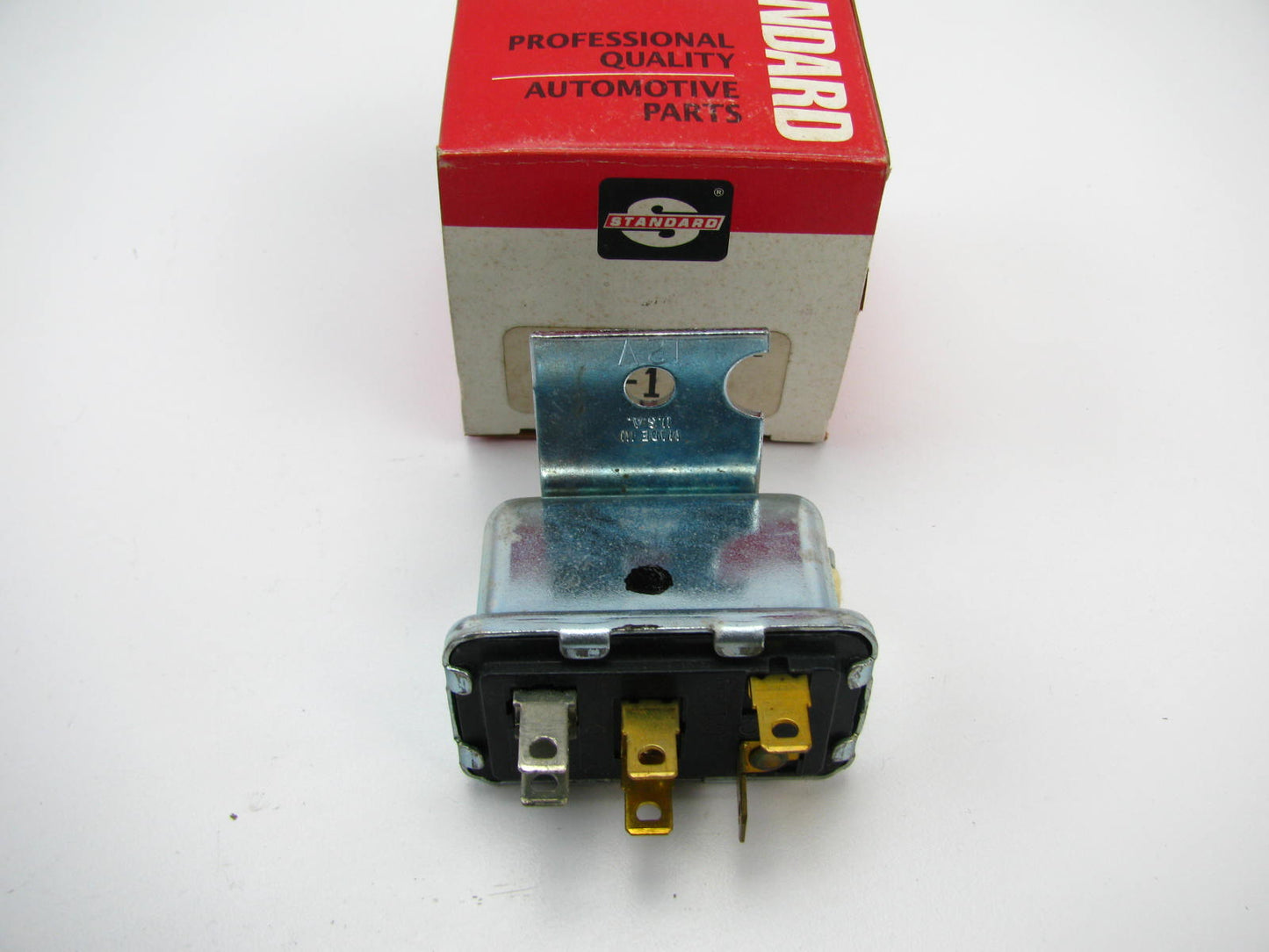 Standard Motor Products SR-114 Starter Relay