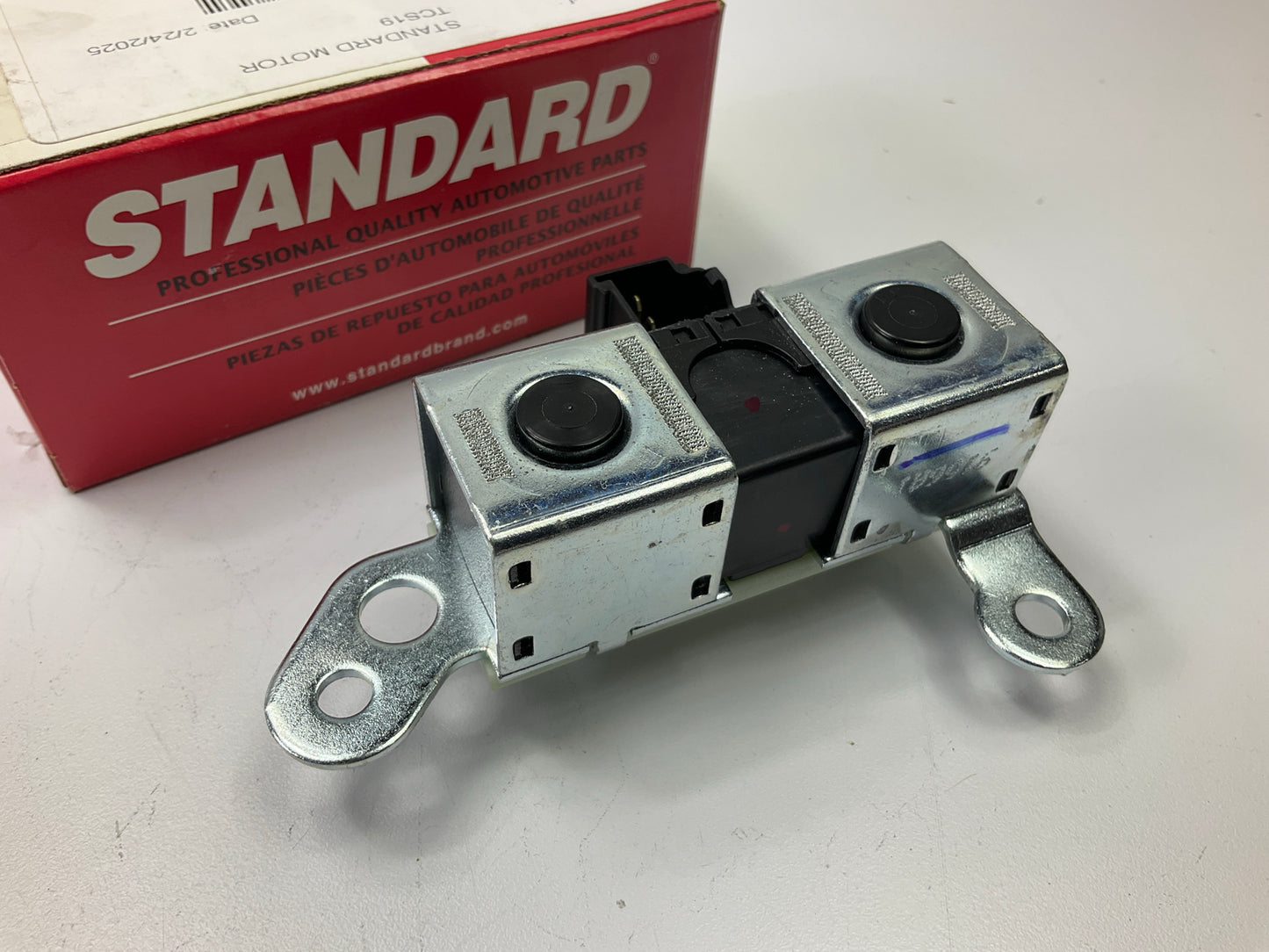 Standard TCS19 Automatic Transmission Shift Control Solenoid