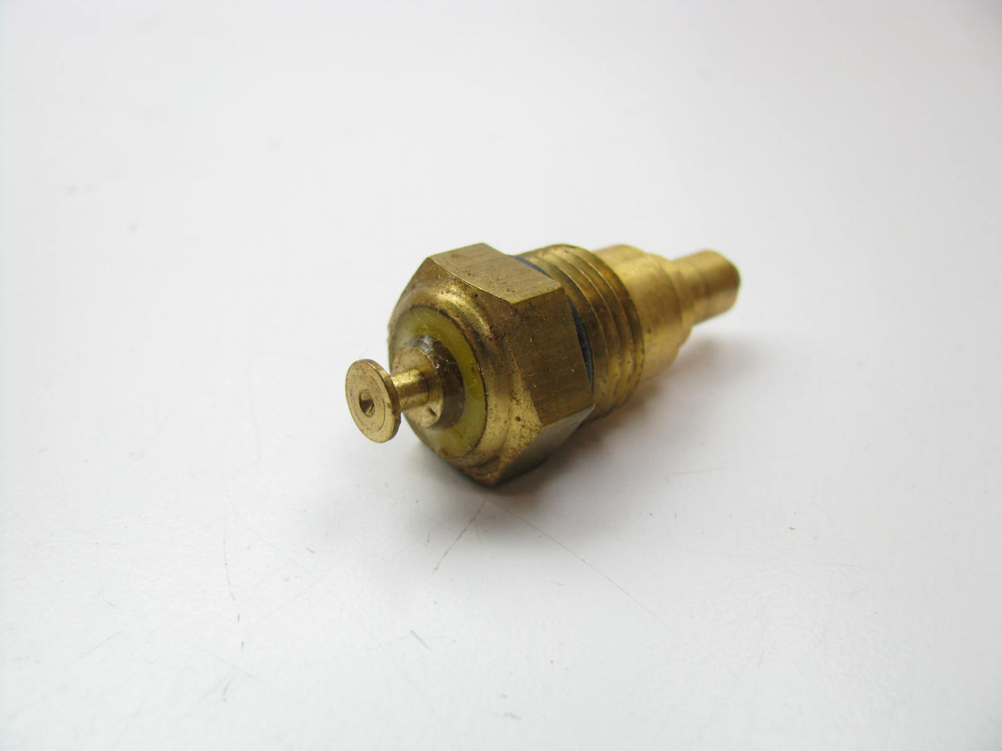 Standard Motor Products TS-141 Engine Coolant Radiator Fan Switch 74-79 Corolla