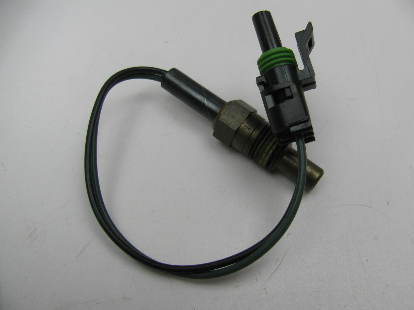 Standard TS-197 Engine Coolant Temperature Sender For 1988-1991 GM 2.8L 3.1L