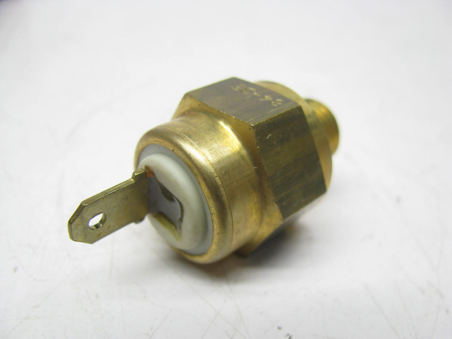 Standard TS427 Engine Coolant Temperature Sensor 1984-1991 Audi 2.2L 2.3L-L5