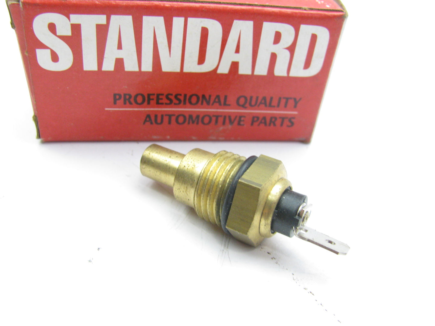Standard Motor Products TS63 Engine Coolant Temperature Sensor