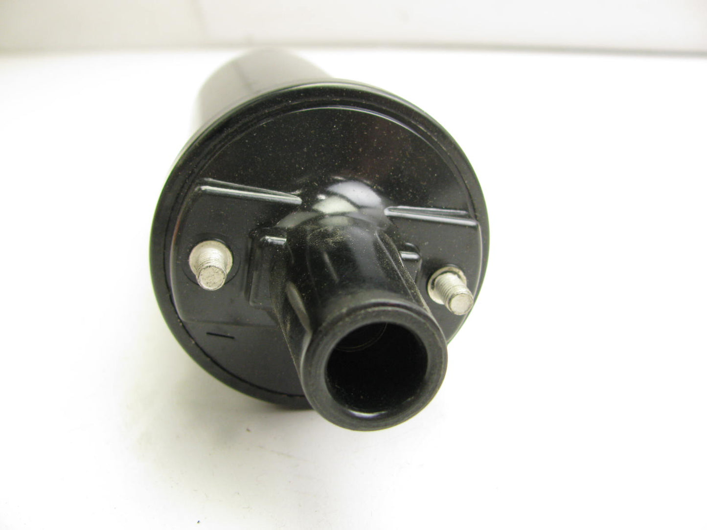 Standard UF100 Ignition Coil For 1978-1981 Saab 2.0L-L4