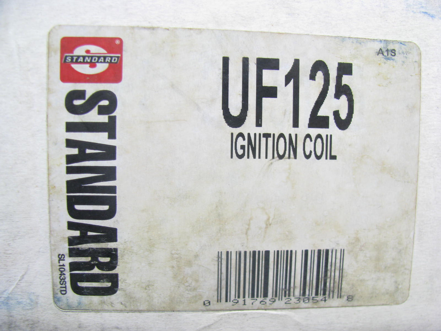 Standard Motor Products UF125 Ignition Coil For 1995-1996 Chrysler 2.0L-L4