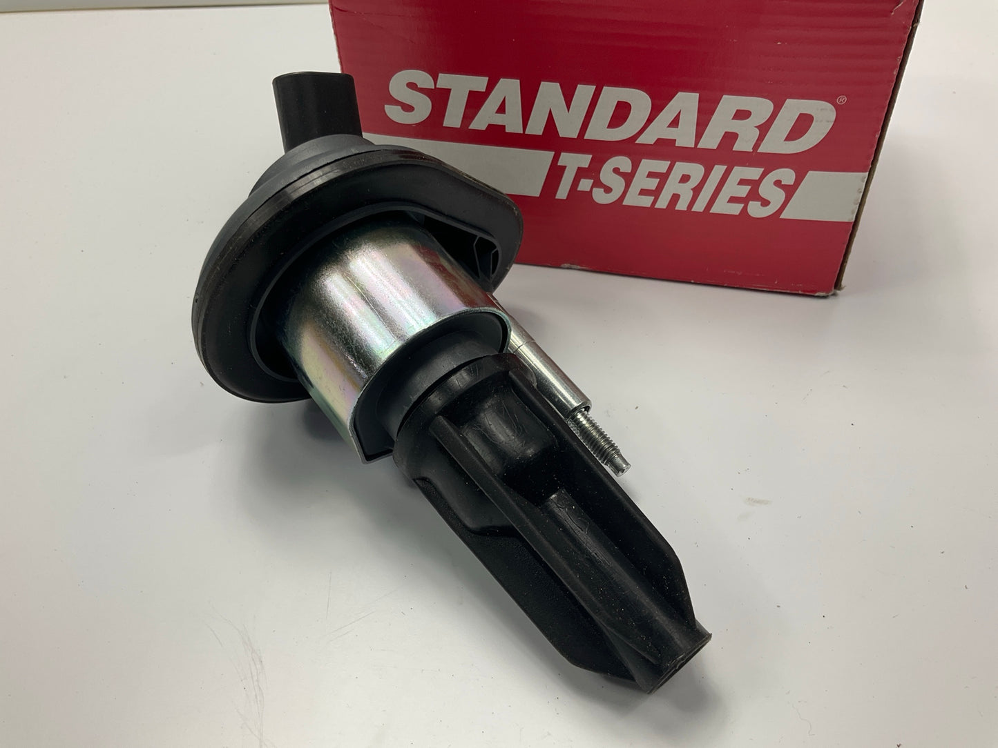Standard Motor Products UF303T Ignition Coil