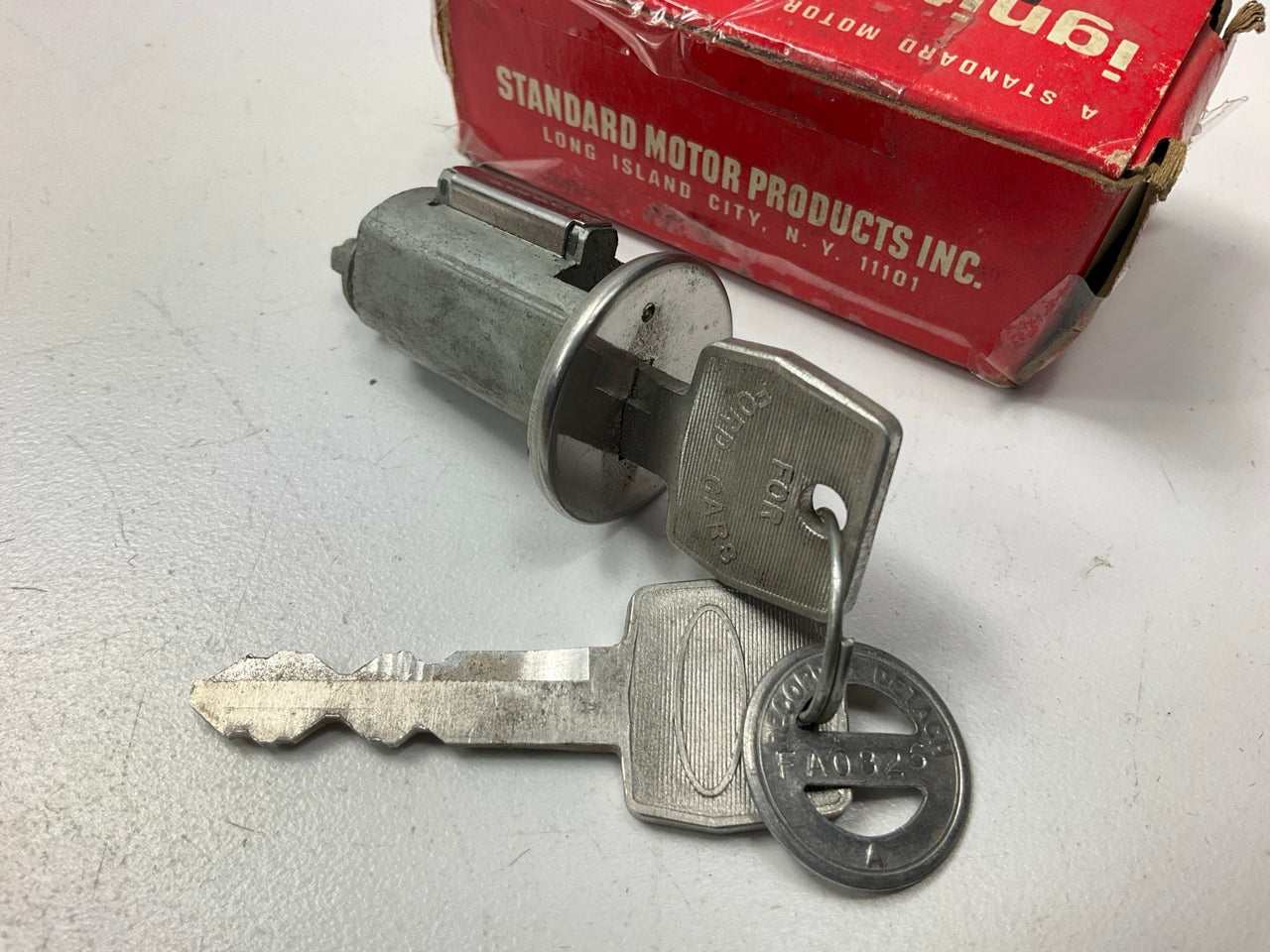 Standard Motor Products US-23L Ignition Lock Cylinder & Keys