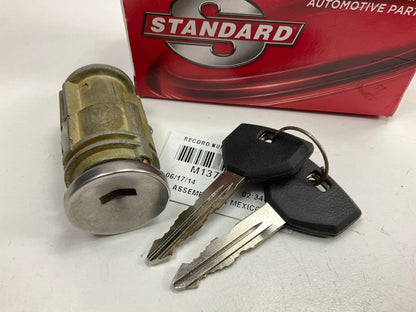 Standard Motor Products US322L Ignition Lock Cylinder & Keys