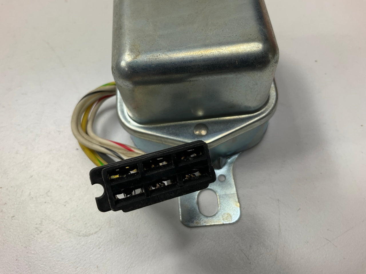 Standard Motor Products VR-139 Voltage Regulator
