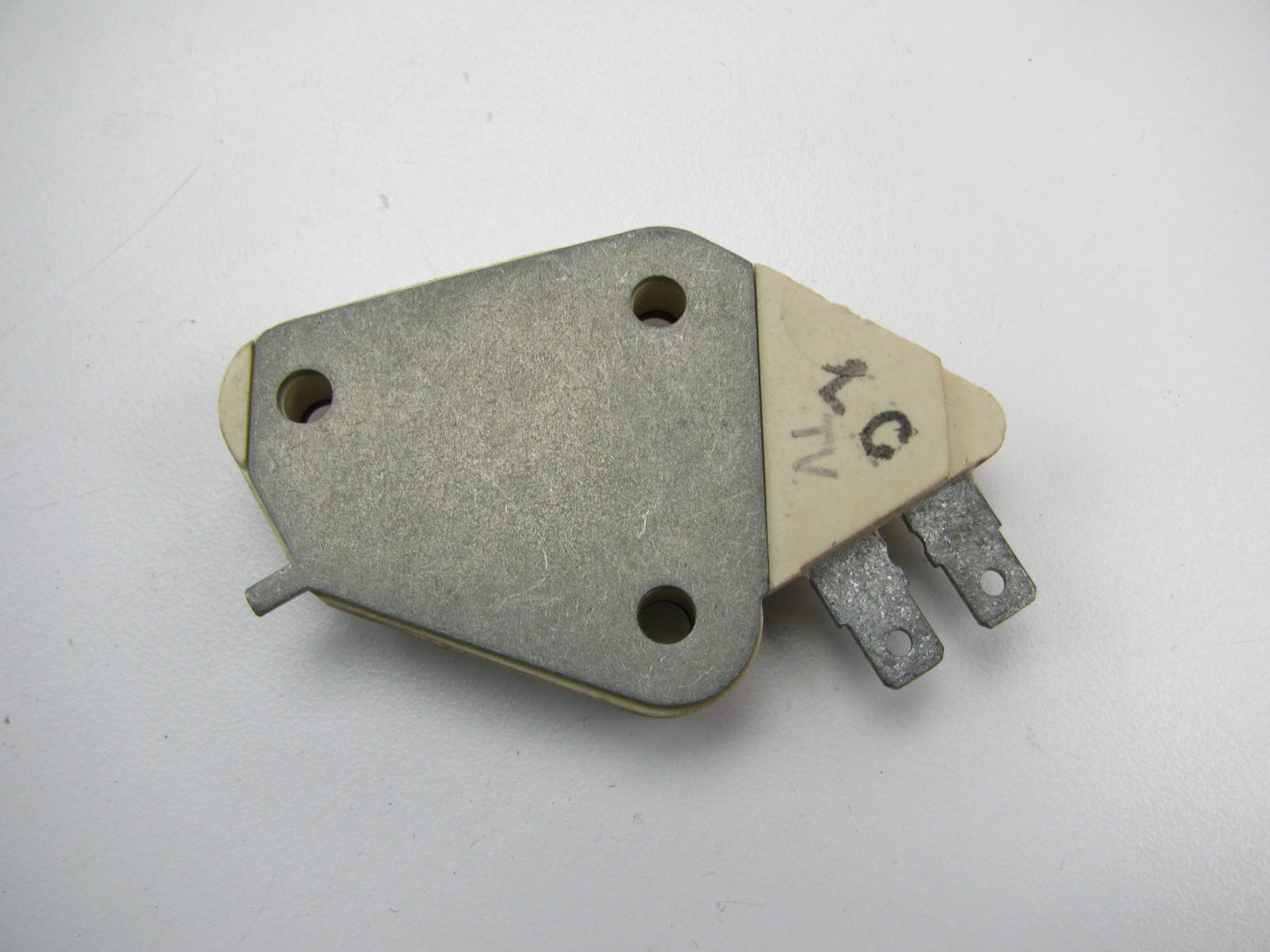 Standard VR111 Voltage Regulator