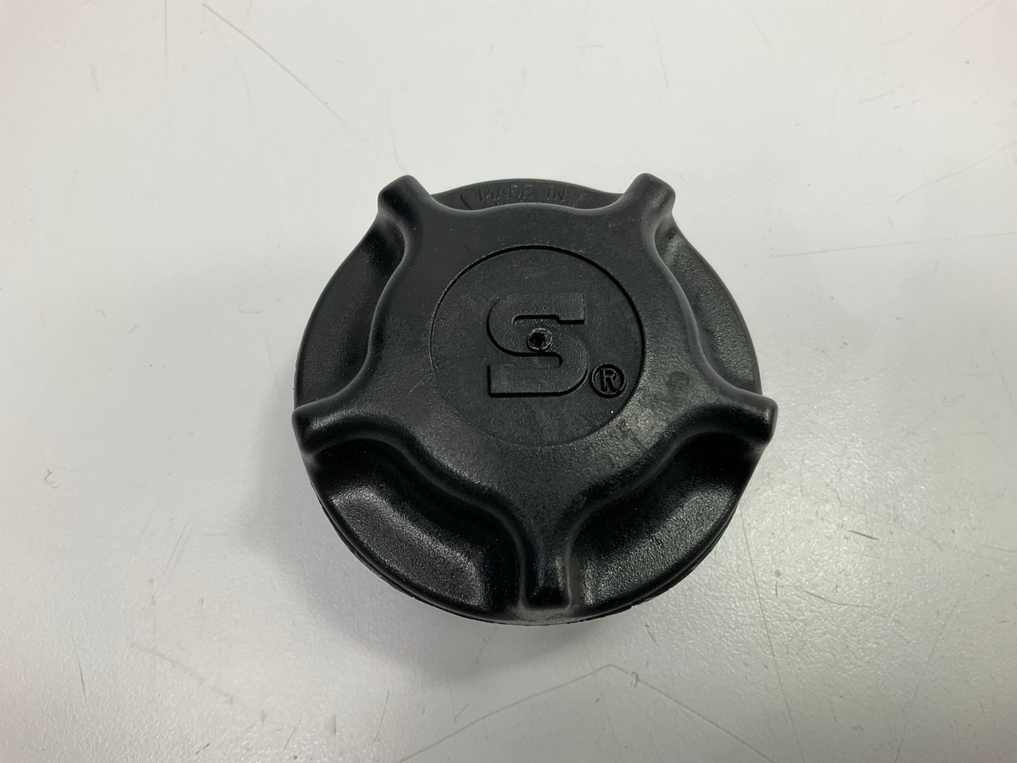 Stant 10104 Engine Oil Filler Cap