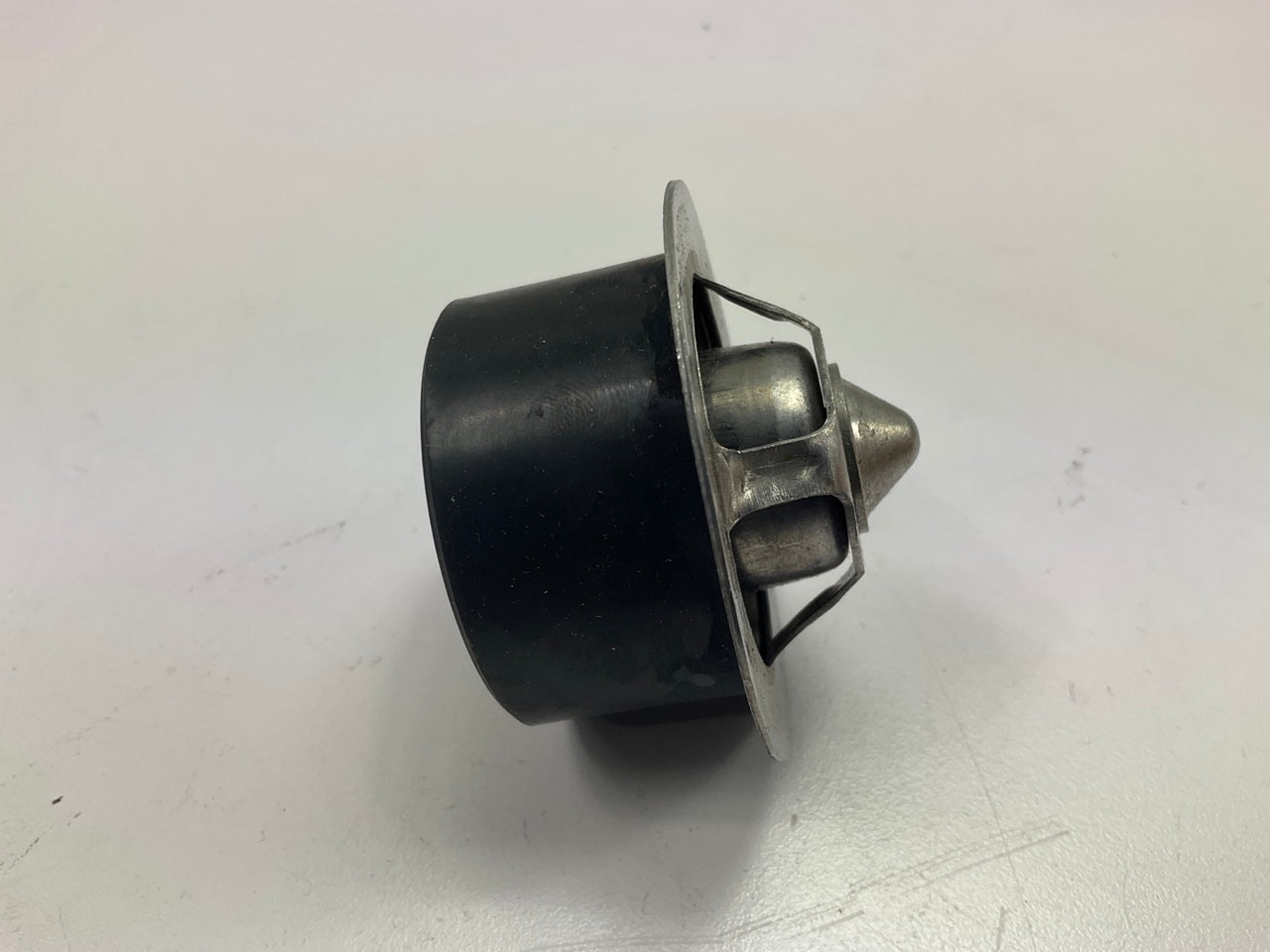 Stant 14399 190 Degree Coolant Thermostat - DIESEL ENGINES ONLY