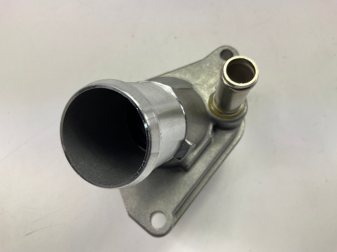 Stant 14668 Engine Coolant Thermostat / Water Outlet -  180 Degrees