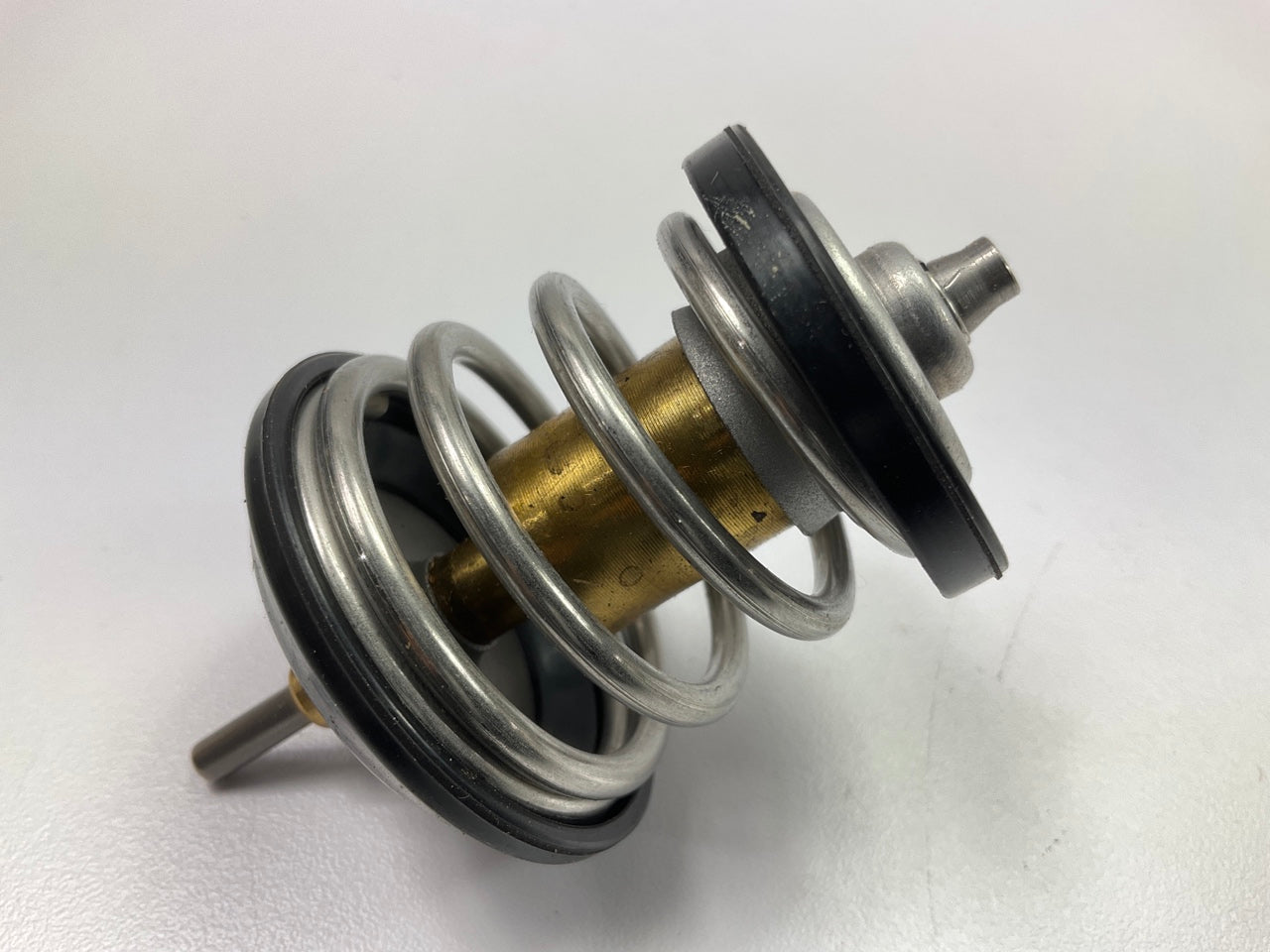 Stant 15462 Engine Coolant Thermostat - Temperature 203 Degrees