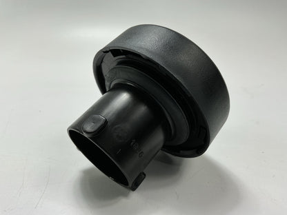 Stant 41002 Instant Fill Fuel Tank Filler Gas Cap