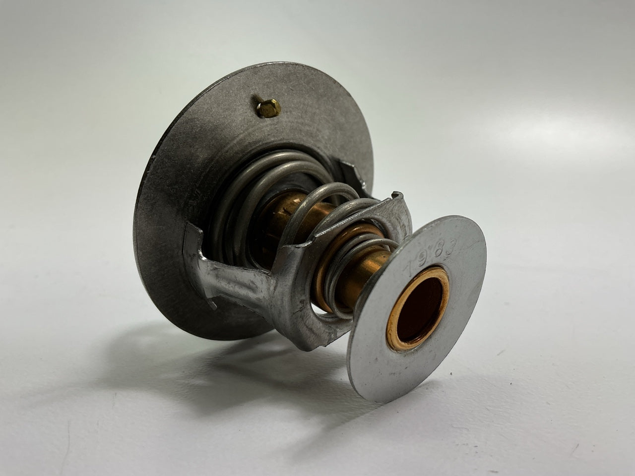 Stant 45878 Engine Coolant Thermostat
