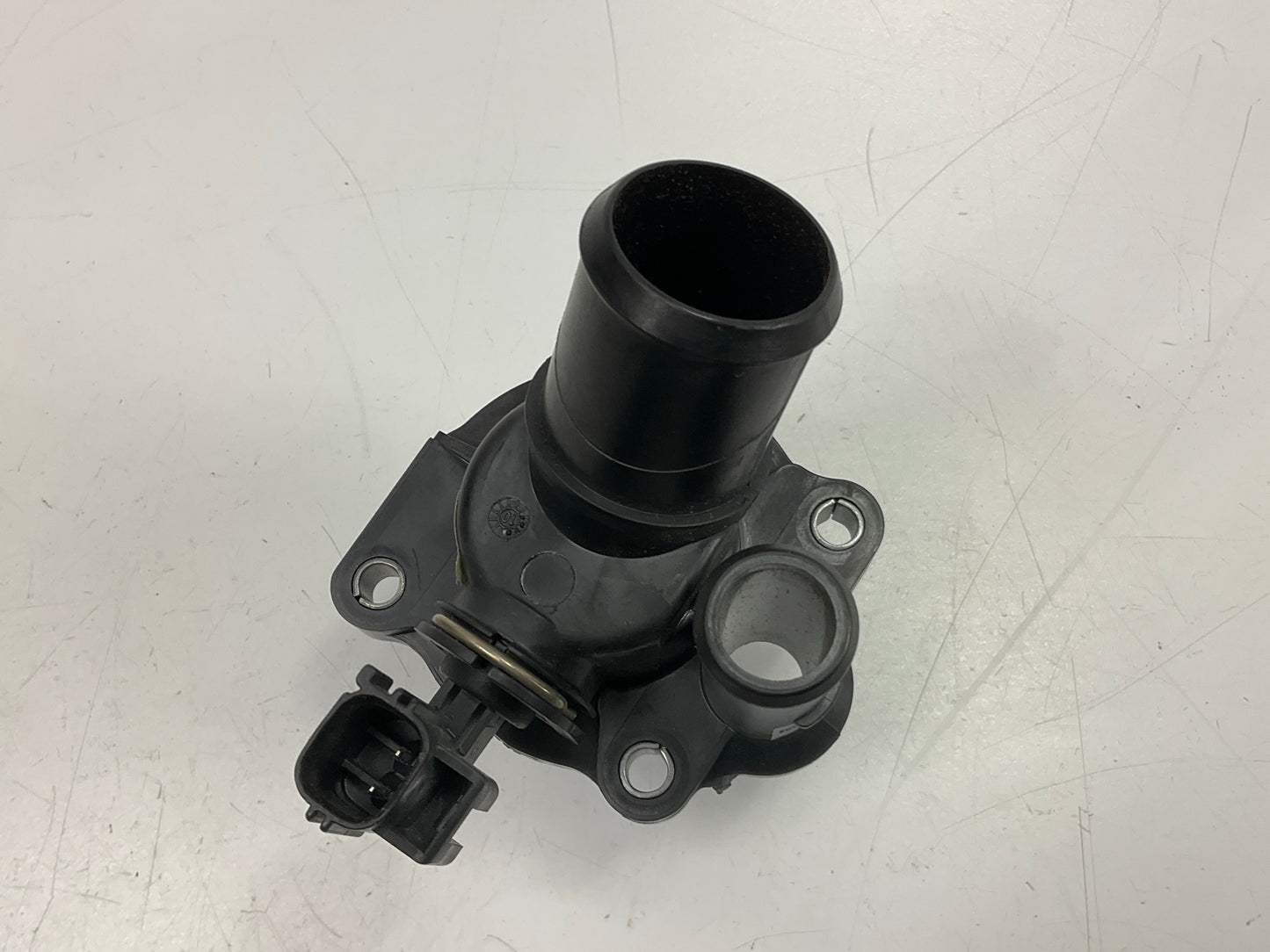 Stant 48672 Engine Coolant Thermostat / Water Outlet Assembly