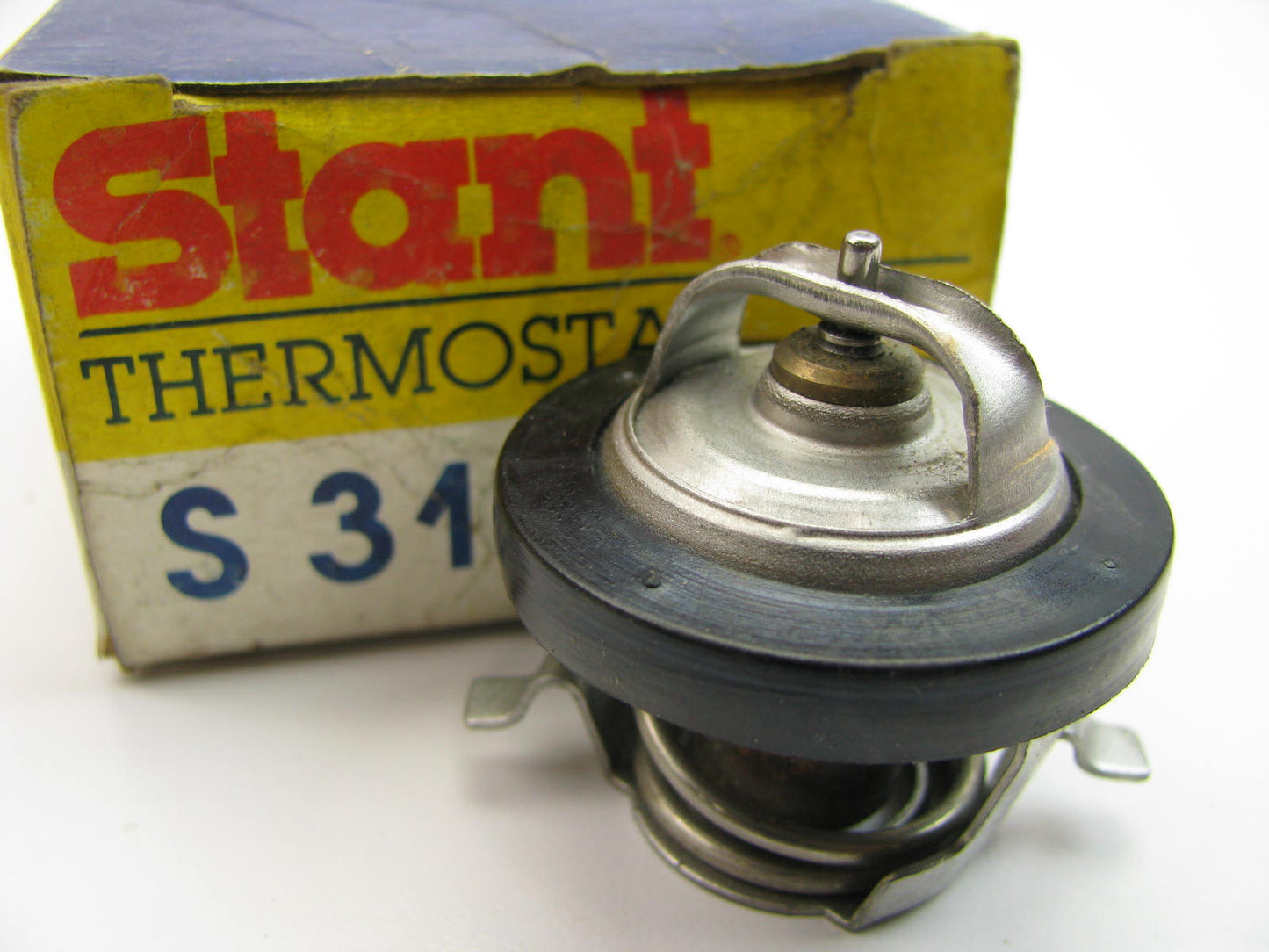 Stant S313192 Engine Coolant Thermostat - 192 Degree