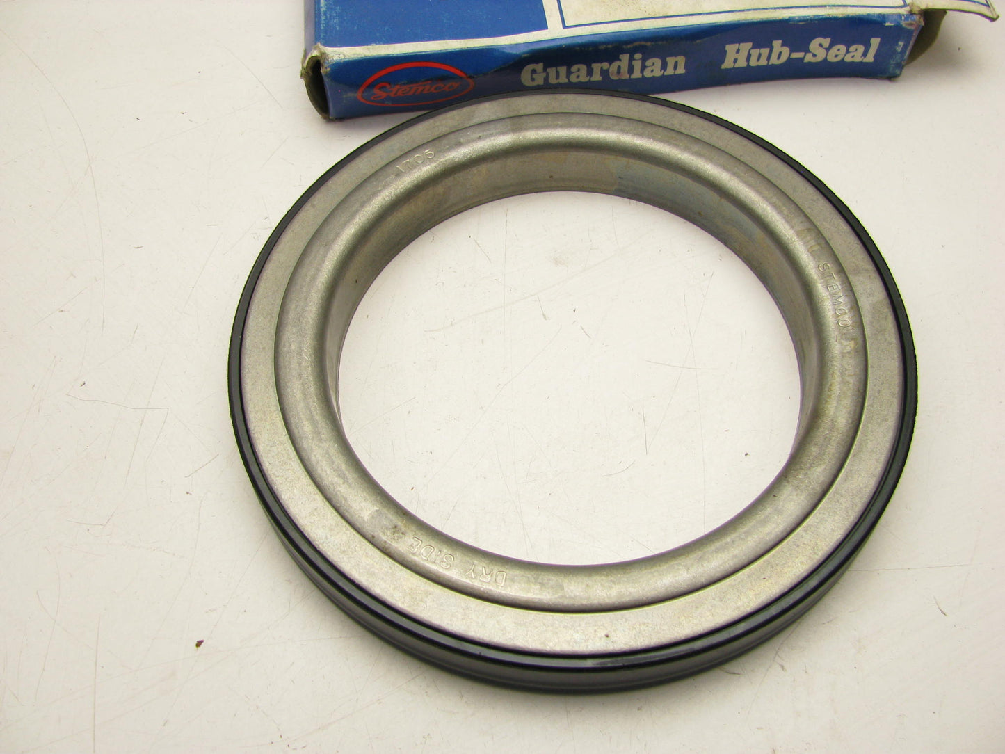 Stemco 307-0723 Trailer Axle Wheel Oil Seal - 6.008'' OD X 4.250'' - 65262W