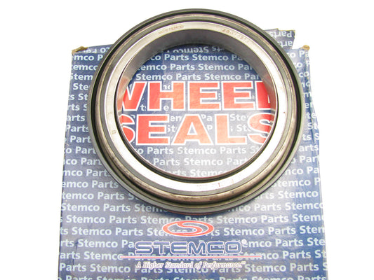 Stemco 309-0915 Wheel Seal - 5.696'' OD X 3.875'' ID X 0.875'' Wide