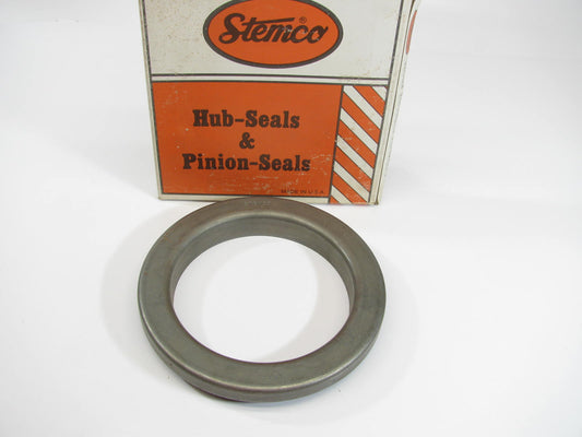 Stemco 315-1517 Drive Axle Deflector Ring - 6.125'' OD X 4.50'' ID X .818'' Wide