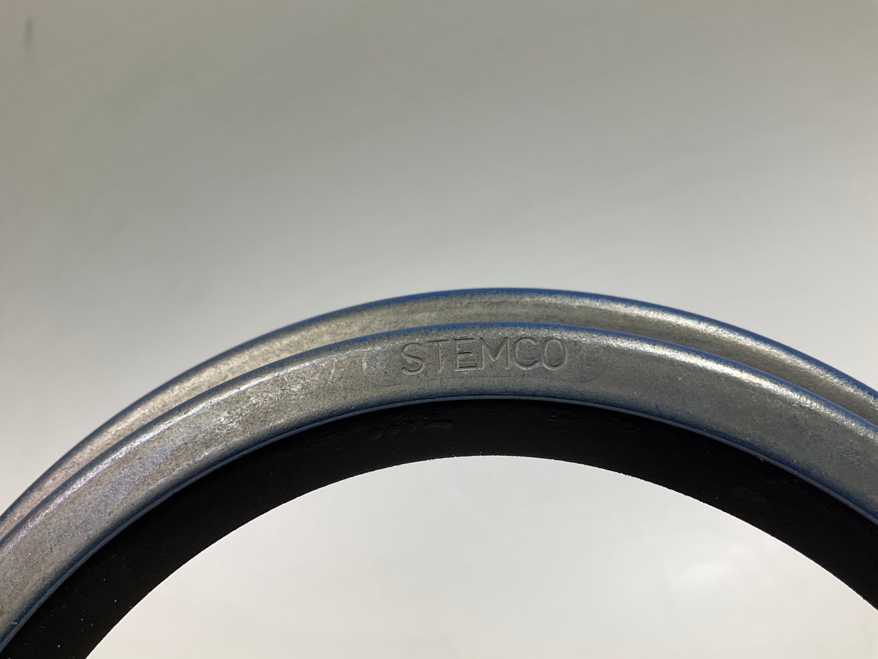 Stemco 372-7099 Wheel Seal - 6.014'' OD X 4.25'' ID X 1.000'' Wide