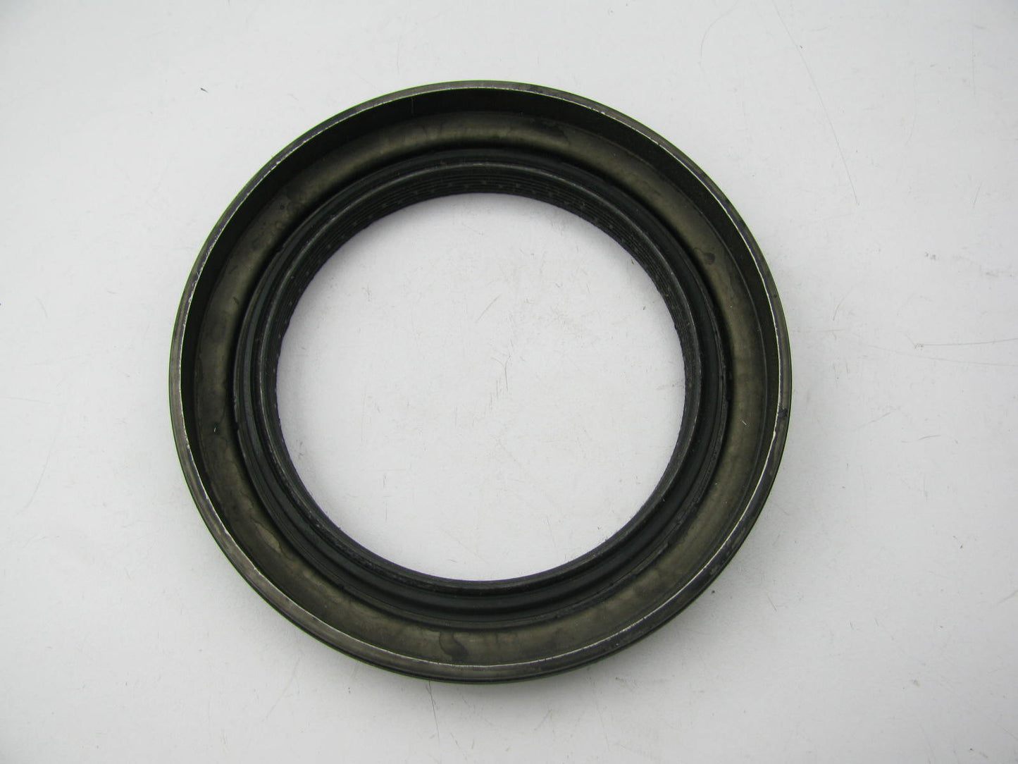 Stemco 373-0113 Wheel Seal - 5.764'' OD X 4.000'' ID X 0.980'' Wide