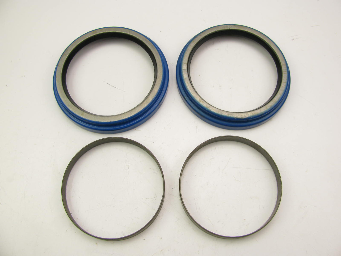 Stemco 380-8056 Wheel Seal Kit - 5.881'' OD X 4.375'' ID X 1.016'' Wide