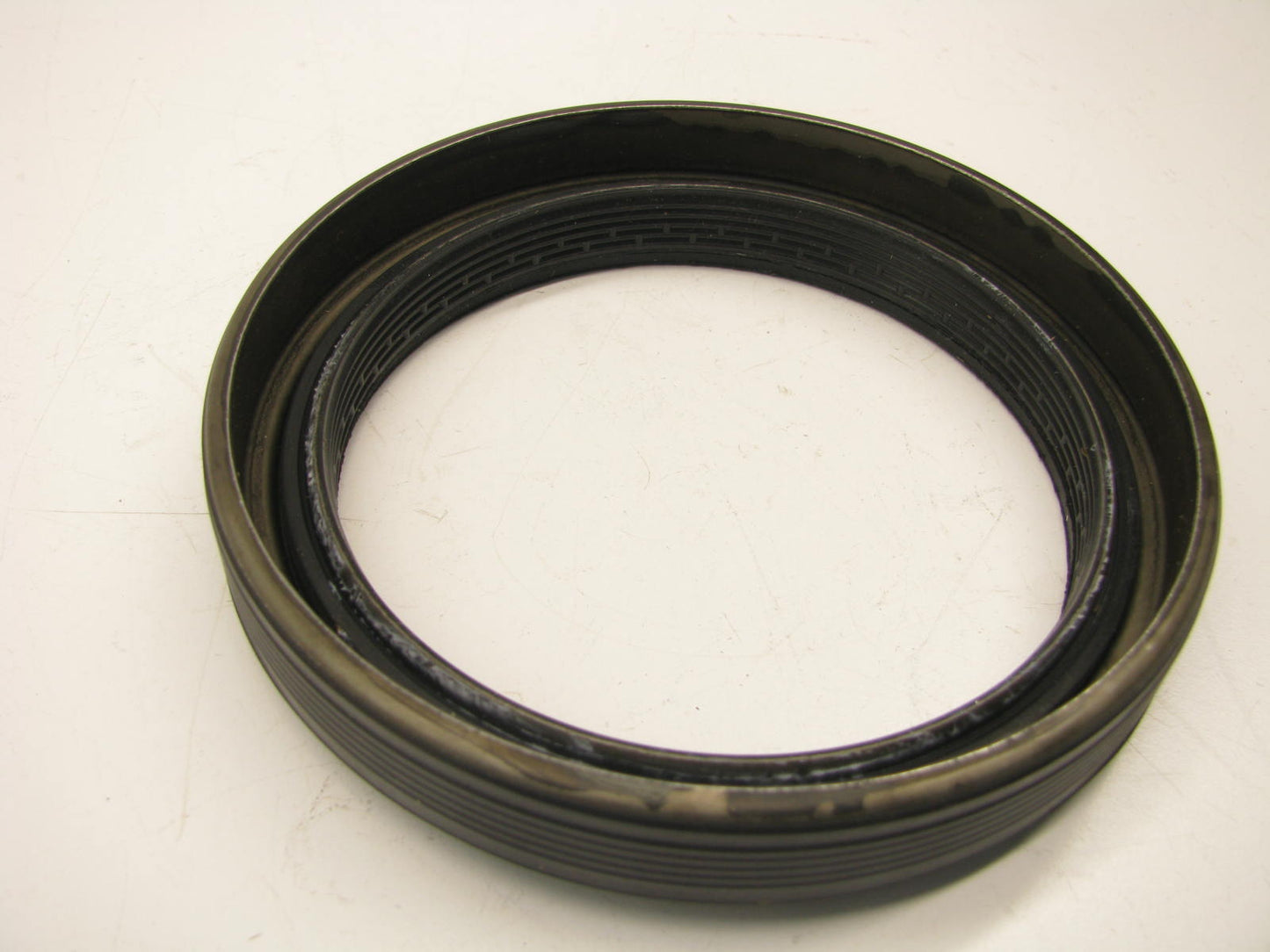 Stemco 383-0139 Wheel Seal - 5.132'' OD X 3.875'' ID X 0.605'' Wide