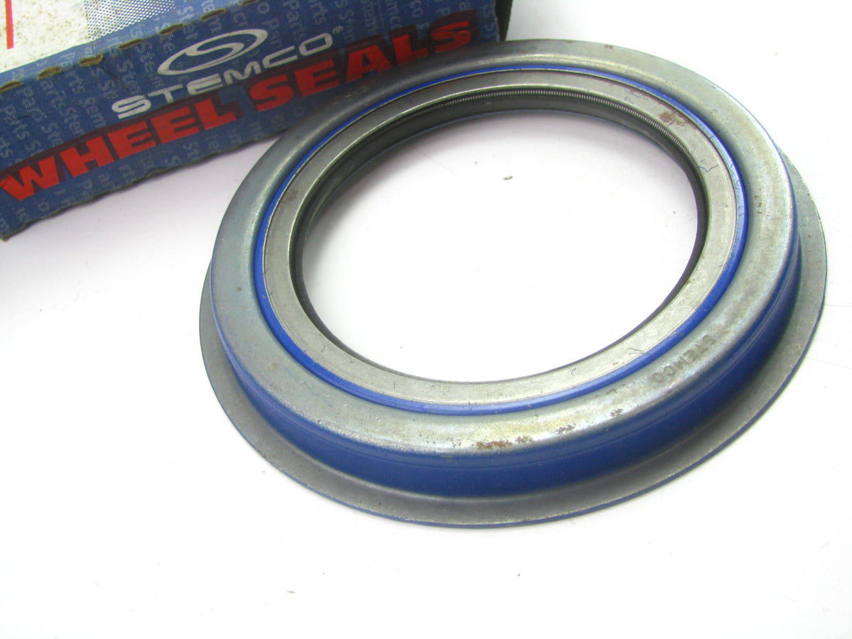Stemco 392-9112 Wheel Hub Seal - 6.251'' OD X 4.377'' ID X 0.562'' Wide