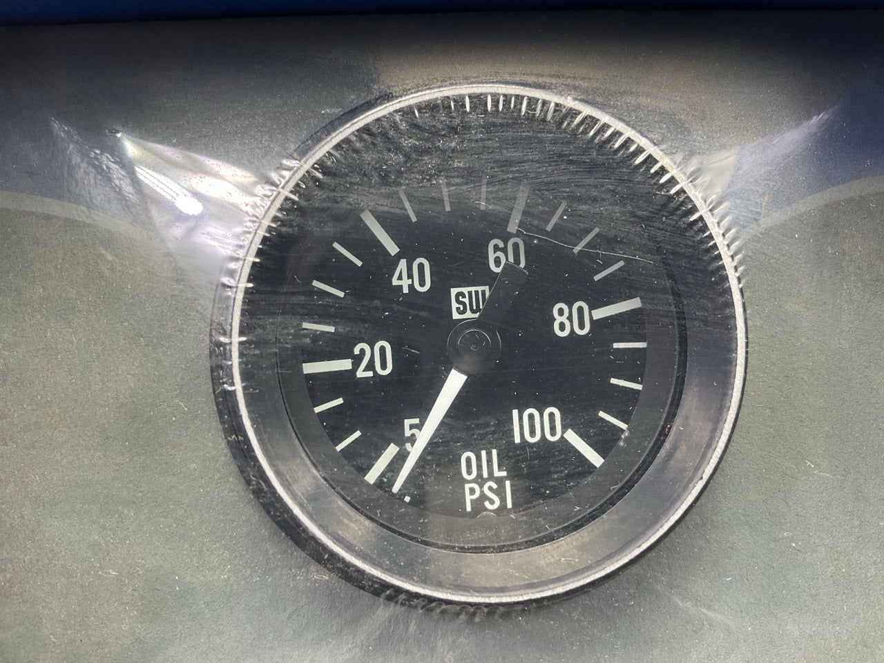 Stewart Warner 284D Heavy Duty 2-1/16 In Oil Pressure Gauge - Mechanical
