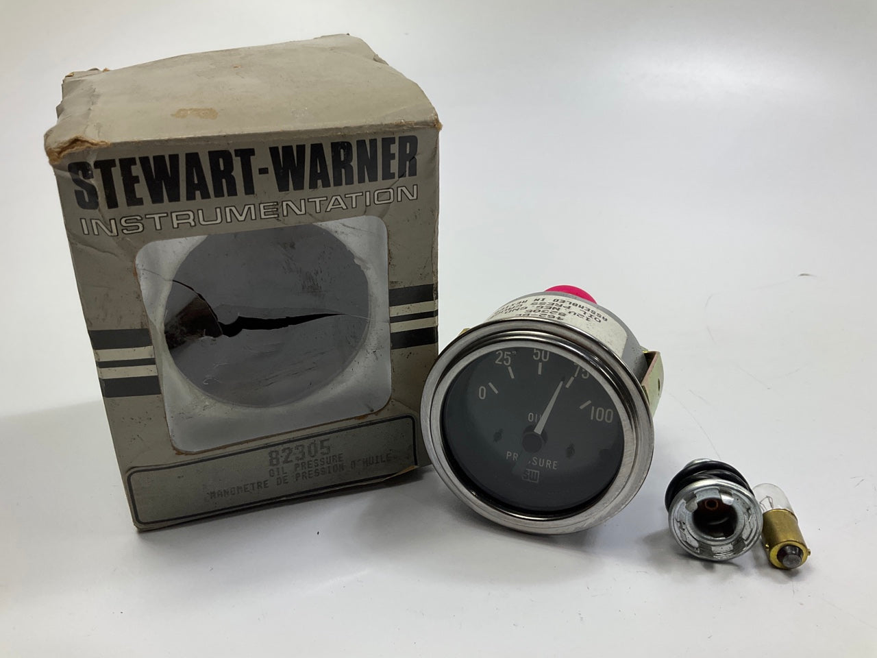 Stewart Warner 82305 Deluxe 2-1/16'' Oil Pressure Electric Gauge
