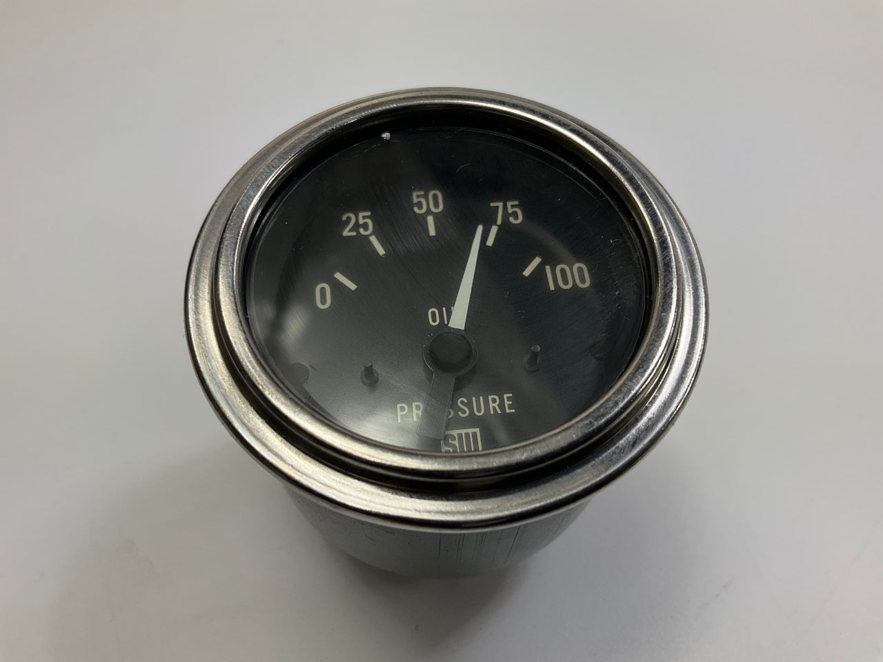 Stewart Warner 82305 Deluxe 2-1/16'' Oil Pressure Electric Gauge