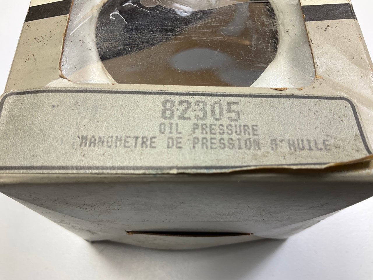 Stewart Warner 82305 Deluxe 2-1/16'' Oil Pressure Electric Gauge