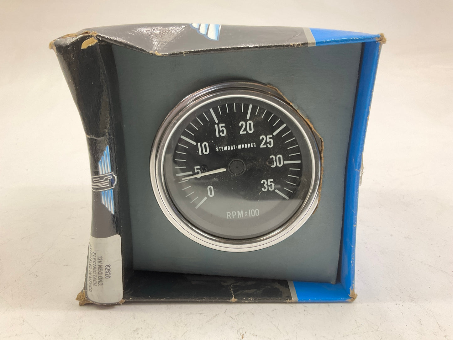 Stewart Warner 82620 Deluxe-Series 3-3/8'' Tachometer Gauge 0-3,500 RPM Tach