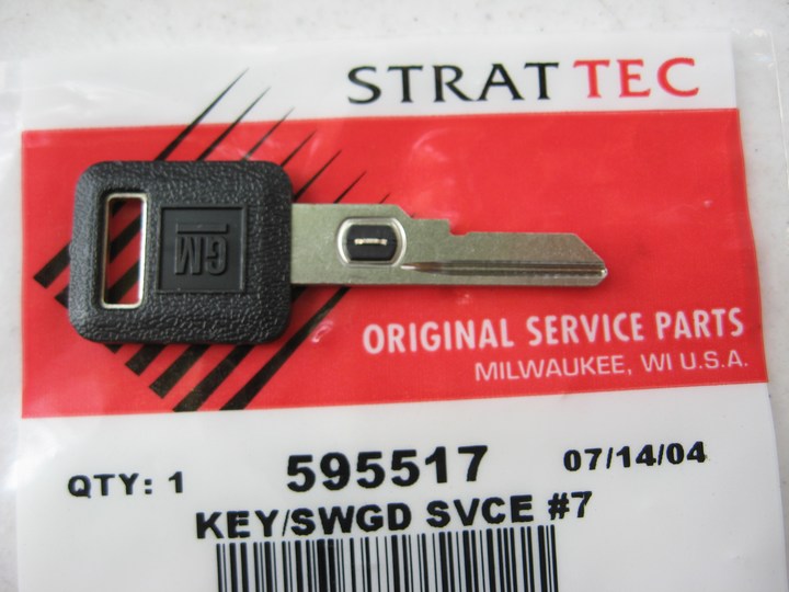 Strattec 595517 (OEM For GM) Single-sided #7 VATS Key B62-P7
