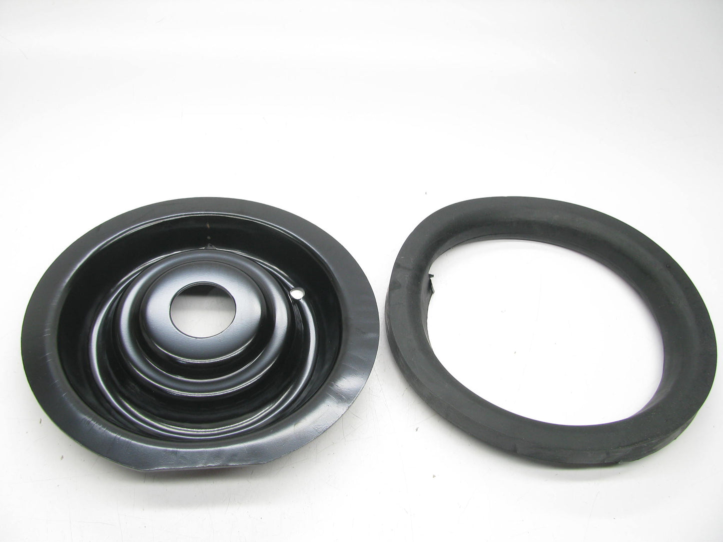 Coil Spring Seat/Insulator Front Upper,Front Monroe 903974