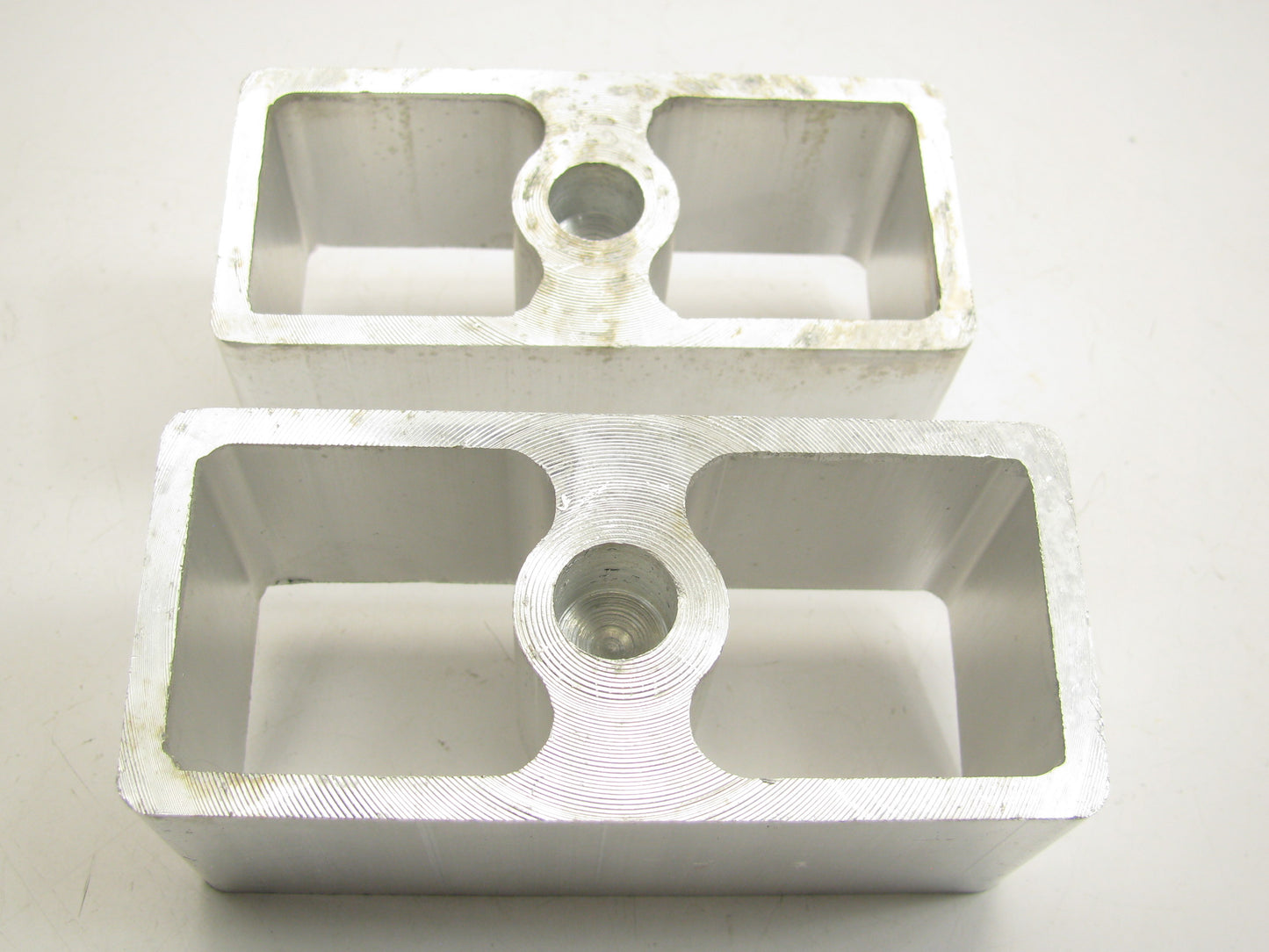 Superior 13-2LIFTA Leaf Spring Block Kit - 2'' 2-Inch Lift Or Drop